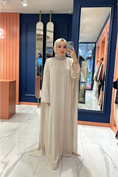 By Zeynep Yılmaz Premium Taş İşlemeli Pelerin Elbise Taş