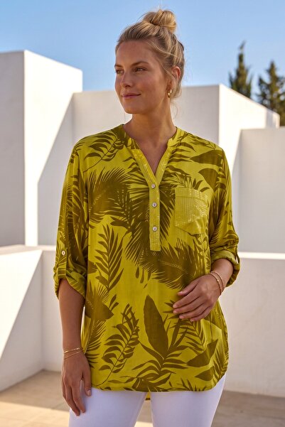 Chiccy Italian Mustard Color Judge Collar Long Sleeve Leaf Patterned Sequin P...