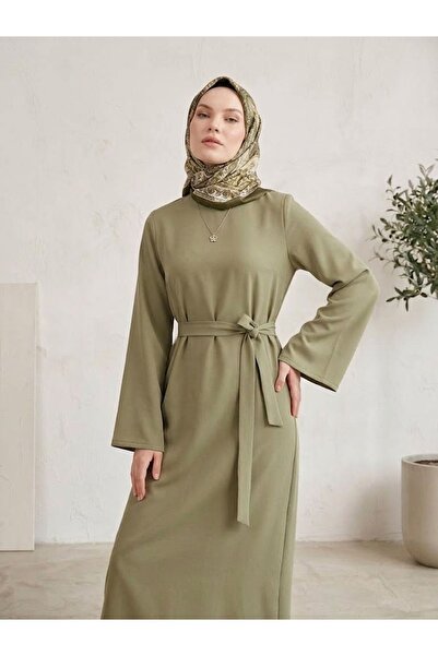 Lunsera Store فستان بتفاصيل حزام خصر - كاكي فاتح