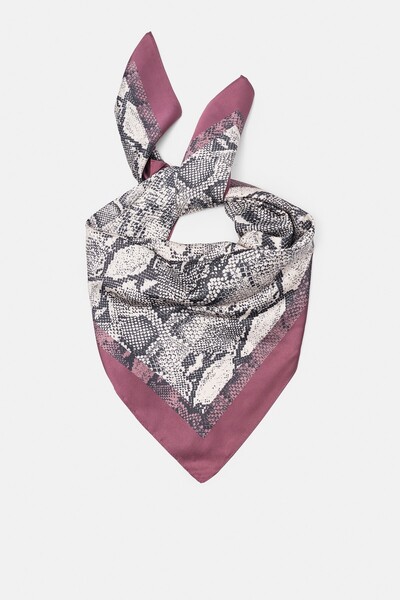 Pull & Bear Yılan desenli saten bandana