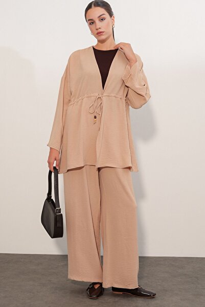 Hiccup Bdart Two-Piece Kimono and Wide-Leg Pants Set