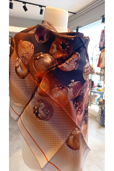 La Boutique Milano Paris LA BOUTIQUE وشاح حرير سورا 100%