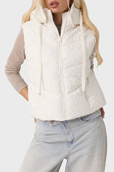 Guess Daisy Logolu Regular Fit Kapüşonlu Yaka Şişme Yelek Kadın YELEK W6BL53 ...