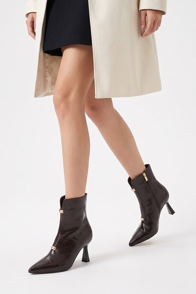 AYAKKABI MEET Brown Shiny Pointed Toe Thin Heeled Zippered Boots