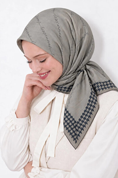 Lesscarves LS2210 Desenli Pamuk İpek Eşarp 90x90 cm 08-Vizon-Siyah