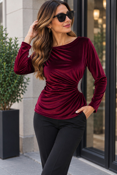 Kokosh moda Διαχρονική κομψότητα Γυναικεία βελούδινη μπλούζα με λάμψη και πέτ...