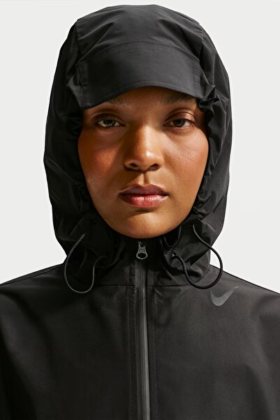 Nike Aeroswift Aerogami Storm-Fit Womens Running Jacket Çanta Olabilen Su İtici Reflektörlü Kadın Koşu Yağmurluk Ceket Siyah