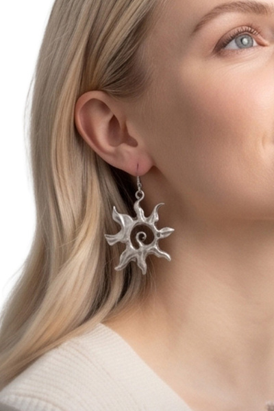 LABALABA Kadın Antik Gümüş Kaplama Sallantılı Model Öze Dönüş Temalı Küpe