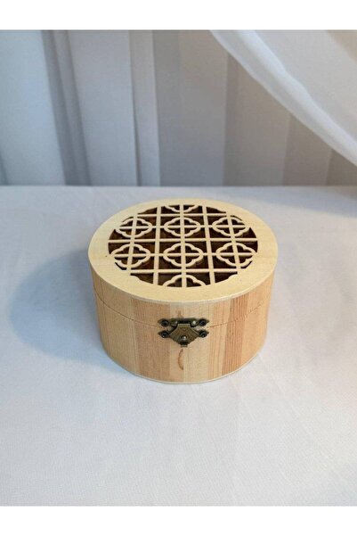 OEM Natural Wood Box Round Perforated Square Medium Circles