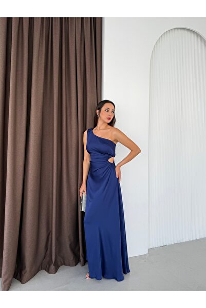 Serica Moda Rochie lungă bleumarin, cu un singur umăr și detaliu tip fereastră