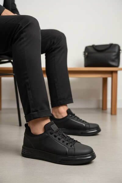 enoch Metal Encapsulated Lace-Up Men's Sports Shoes