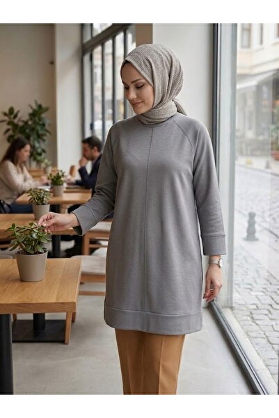 Uzun Kollu Rahat Kalıp Günlük Tunik Akrilik Kumaş Oversize Tesettür Sweatshirt Siyah