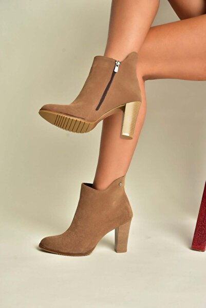 Fox Shoes Z654047961 Mink Genuine Leather Suede Thick Heeled Women's Boots