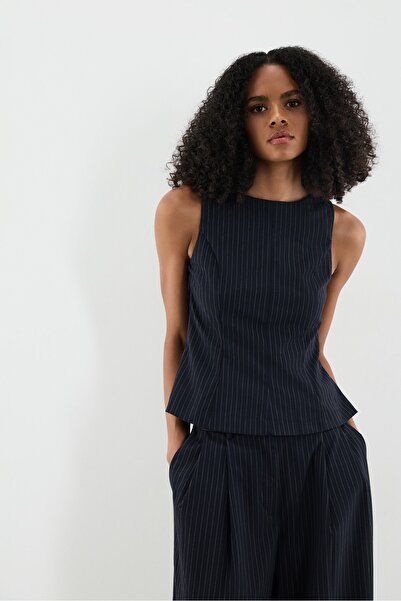 LEFTIES Peplum top
