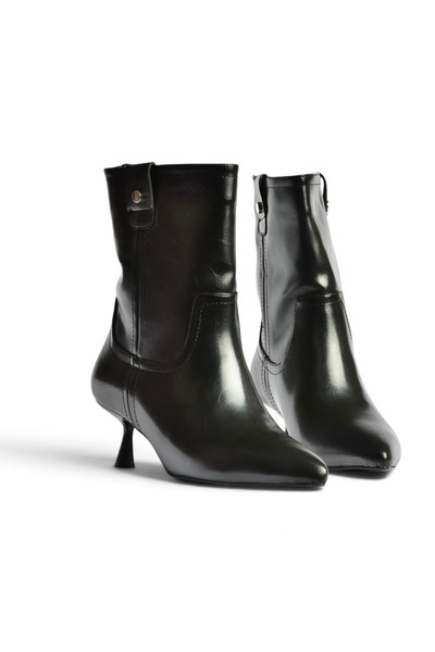 Fox Shoes Z282810709 Black Thin Heeled Women's Boots