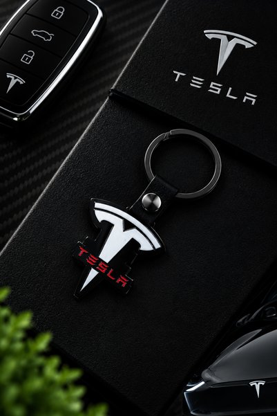 Sviesa Keychain Metal Ring Stylish Detailed Auto Keychain Sporty Design