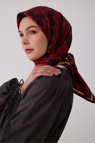 Belli وشاح حريري من التويل لموسم خريف وشتاء 2026-2027 MSR11T 82