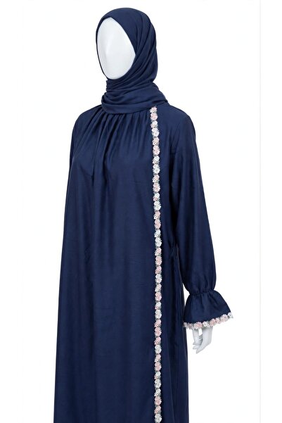 MAYAR A prayer sheet made of original fabric, costing juri