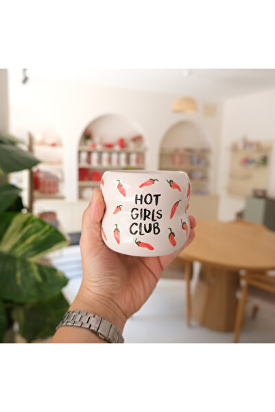 Naramica Hot Girls Club Mug El Yapımı Seramik Kahve Fincanı 270 Ml