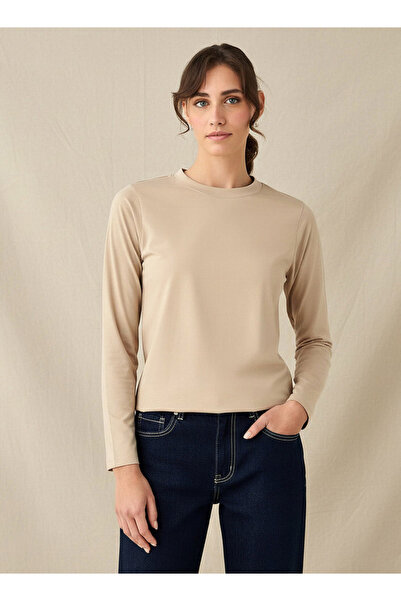 FAV Regular Fit Longline T-shirt with Slit Detail
