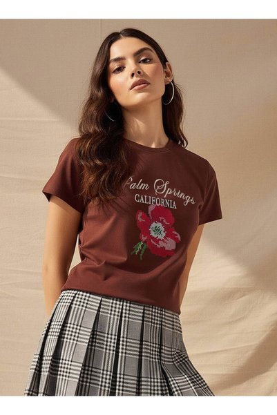 FAV Cotton T-shirt with Print and Embroidery