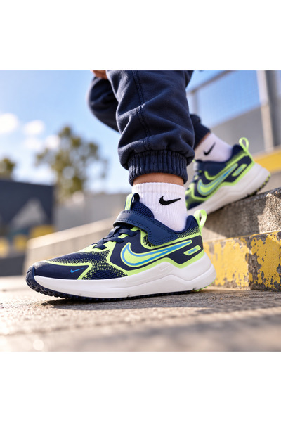 Nike Cosmic Runner (Psv) Çocuk Siyah Sneaker Ayakkabı-HM4400-003-Melodi Sport