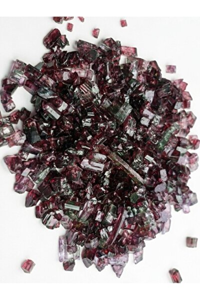 Dekoratif Kristal Cam Kırığı Mürdüm ( 100 gr) (3-6 MM Boyutlarında) Epoksi Reçine İçin Kırık Cam - Mum Dekoratif Obje Hobi Amaçlı El Sanatları Süsleme Küçük Parçalı Cam Kırıkları