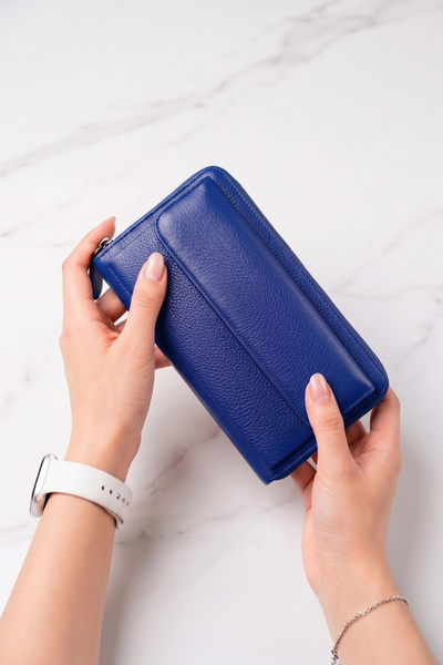 VANİLLA COLLECTİON Kişiye Özel İsim Baskılı El Portföyü Cüzdan Telefon Bölmeli Fermuarlı Unisex Lacivert