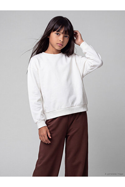 LC Waikiki Alita City Lcw Kids White Oval-Neck Sweatshirt for Girls with a Di...