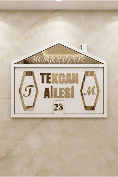 Kişiye Özel Modern Kapı İsimliği 20x25 cm Beyaz Mdf&Altın Pleksi