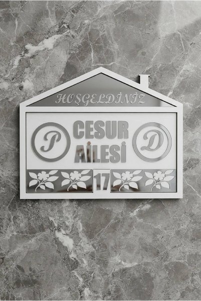 Kişiye Özel Çiçek Deseni Kapı İsimliği 20x25 cm Beyaz Mdf&Gümüş Pleksi