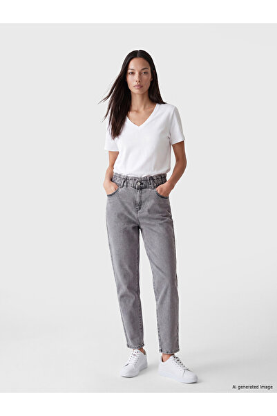 LC Waikiki Elastic Waist Slim Mom Jeans for Women