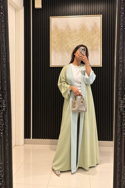Amirah Atelier Pastel Abaya Reversible