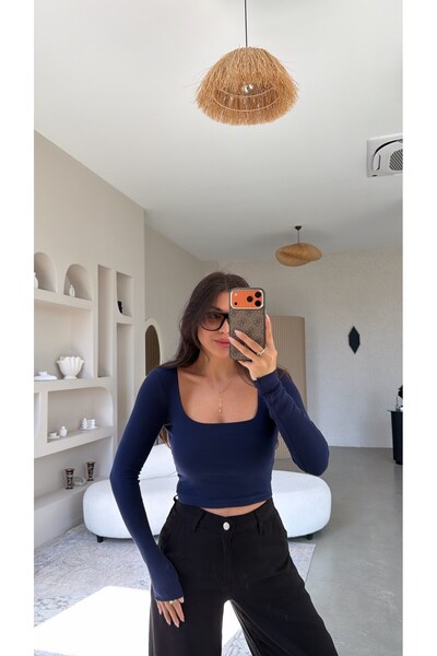 Buket Teke Navy Blue Square Neck Crop Cotton Long Sleeve Basic