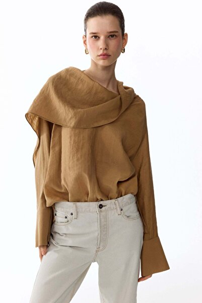 H&M Scarf-collar blouse