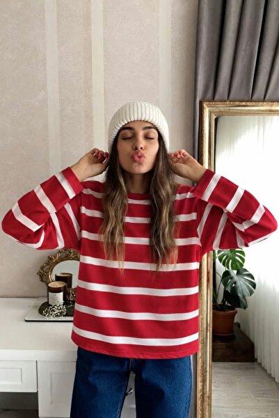 gozdefashion Women's Stripe Print Detailed Sweatshirt