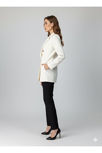 donna attraente Siyah blazer ceket