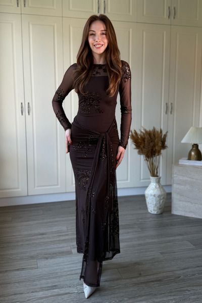 Dilay Gökoğlu Butik Uzun Kollu Simli Çiçek İşlemeli Transparan Detaylı Önü Ku...