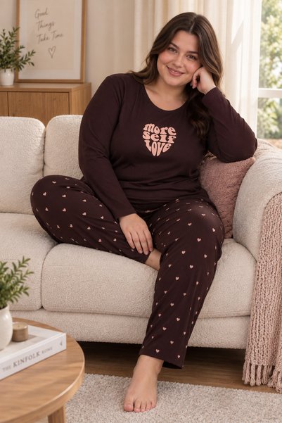 Vesperia Women's Plus Size Long Sleeve Soft Textured Pajama Set