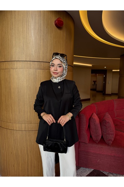 Tek Düğmeli Asimetrik Çapraz Ceket
