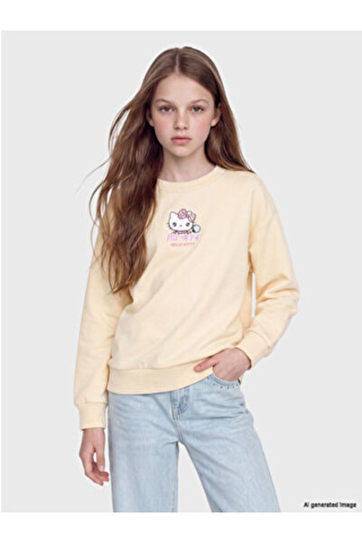 LC Waikiki Ecru Hello Kitty Printed Girls' Sweatshirt