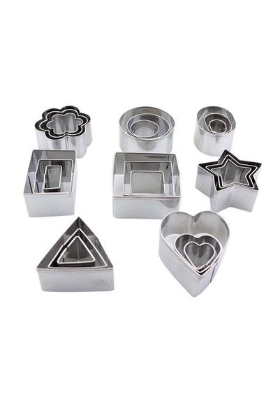 Generic 24-Piece Stainless Steel Cookie Cutter Silver