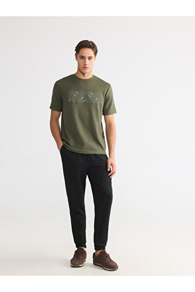 LC Waikiki Nevavm Black 2 Thread Flat Standard & Regular Men's Jogger Sweatpa...