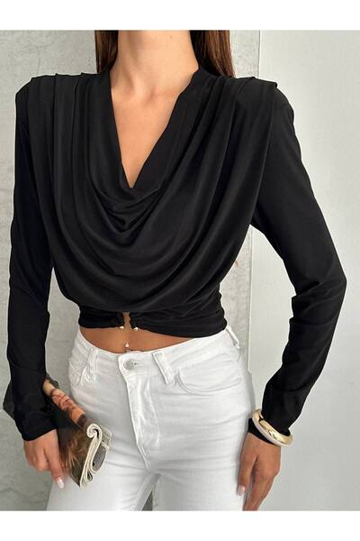 Butik Beyza Degaje Collar Pleated Blouse