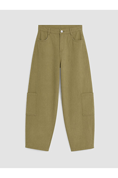 LC Waikiki Lcw Kids Green Girls Gabardine Cargo Pants with Nevavm Difference