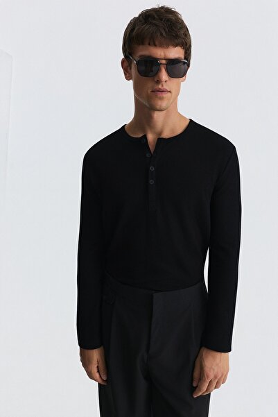 Antioch 100% Cotton Buttoned Collar Ribbed T-Shirt