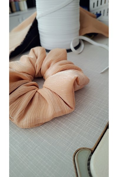 Mufincollection Shiny Textured Medium Size Fabric Hair Scrunchie – Voluminous and Stylish Design