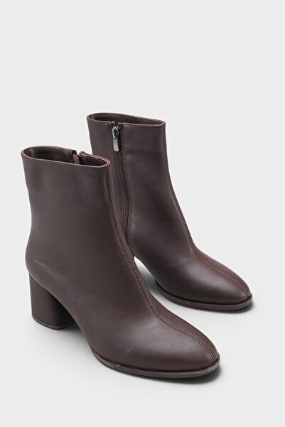 Capone Outfitters Γυναικείες μπότες Isabella με στρογγυλή μύτη και φερμουάρ σ...