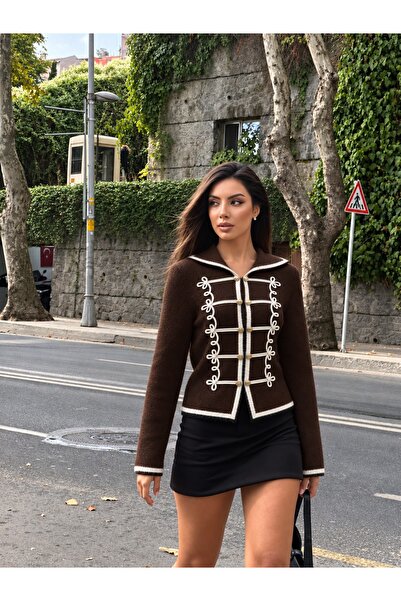 Paraf style Şerit ve İşleme Detaylı Bisiklet Yaka Düğmeli Triko Hırka