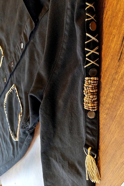 Boutique Juji ELİŞİ BONCUK DETAYLI SİYAH DENİM TRENÇKOT
